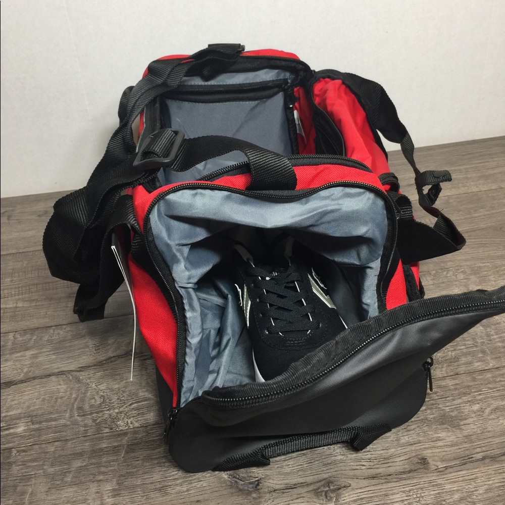 🛍 NIKE BRASILIA TRAINING DUFFLE BAG XS RED/BLACK - Picture 4 of 8